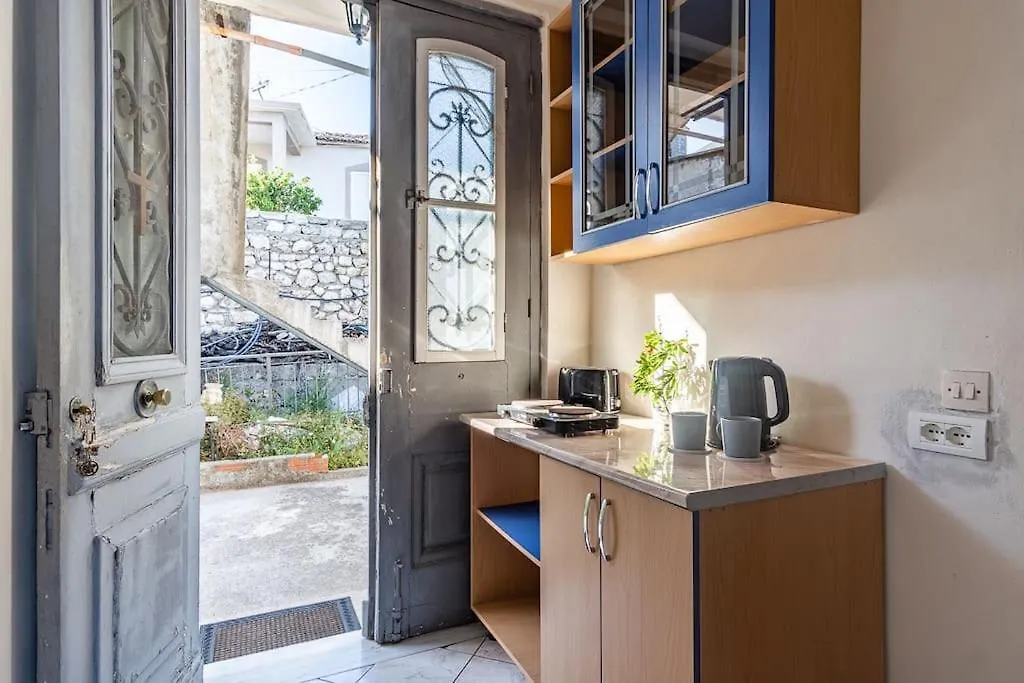 Villa Maria Mountain View Himare 0*,
